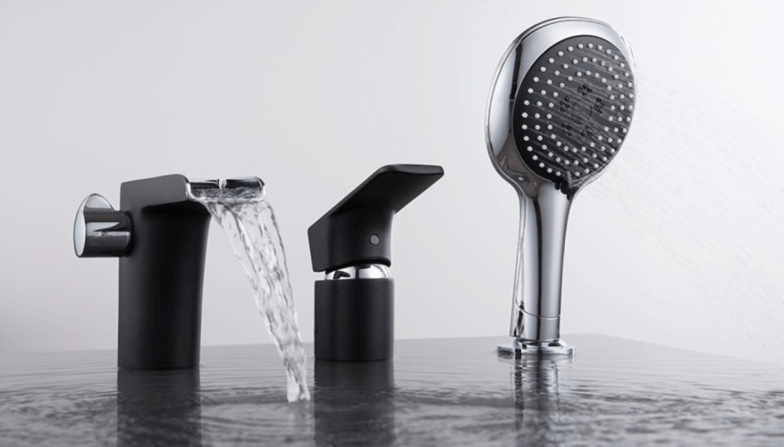 Смеситель на борт ванны D&K Berlin DA1434215, черный