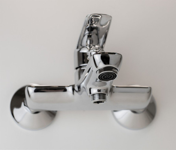 Смеситель для ванны и душа ESKO DELHI (DL 54)