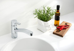 Смеситель для кухонной мойки Oras Saga Style Керамический картридж, цвет Хром (3930FH)