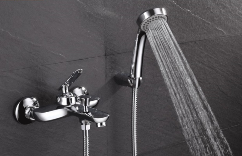 Смеситель для ванны D&K Venice DA1023241, хром