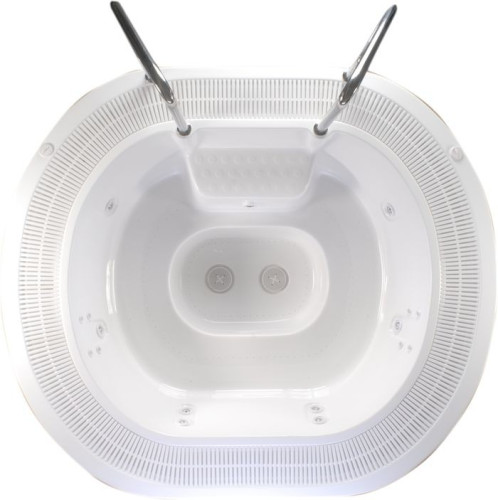 Бассейн Victory Spa Borneo Spa