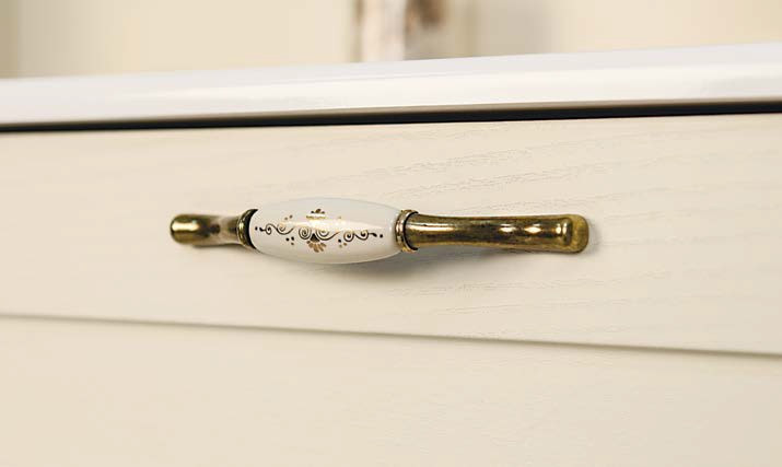 Тумба под раковину AQUATON Леон 65 подвесная, дуб белый (1A187001LBPS0)