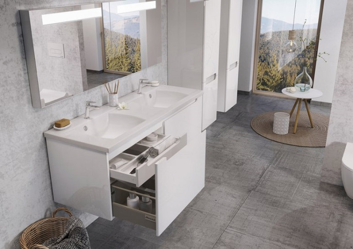 Зеркало Ravak CLASSIC 600, в белой рамке