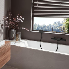 Смеситель Hansgrohe Vivenis для ванны с душем, матовый черный (75420670)