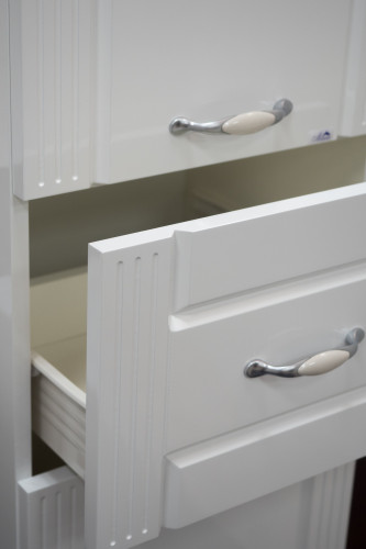 Комплект Тумба 61 Британика с раковиной Erica 61