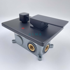 Встраиваемый Душевой Комплект ALMAes Elbe На 3 Положения Черный