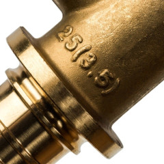 Тройник Stout SFA-0014-252020