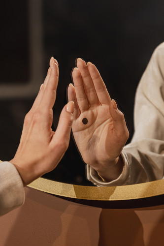 Зеркало Monaco-GOLD d770 бесконтактный сенсор, золотая рамка (LED-00002766)