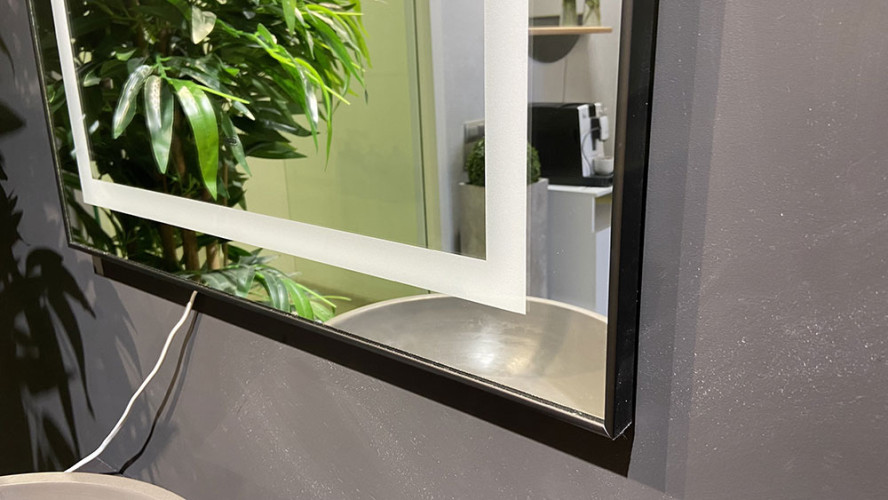 Саурон 600х800 ( LED-подсветка, сенсорный выключатель, диммер, металлическая рама)