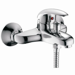 Смеситель для ванны Agger Proud A0810000