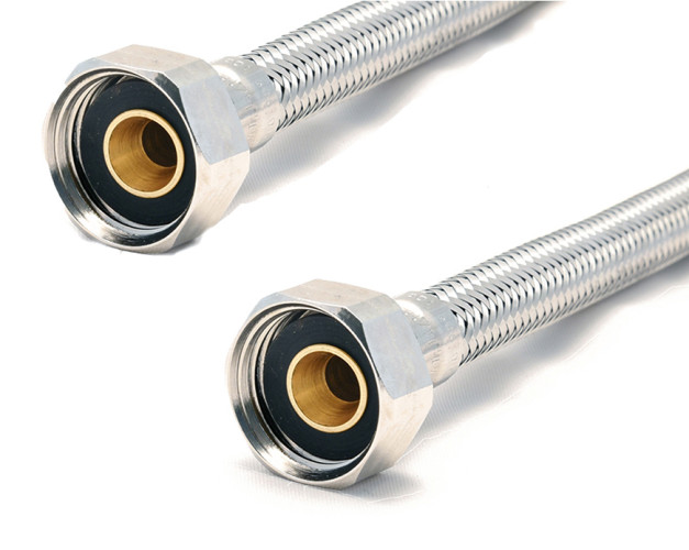 Гибкая подводка повышенной проходимости TUCAI DN13 в стальной оплетке 0.8м, 1/2"-1/2" Г/Г (5461)