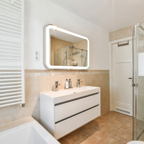 Зеркало AZARIO Аллюр 915х685 c подсветкой и диммером, сенсорный выключатель, подогрев (LED-00002531)