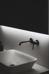 Смеситель для раковины настенный Ideal Standard Silk Black Ceraline A6938XG, черный матовый