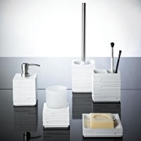 Аксессуары для ванной комнаты